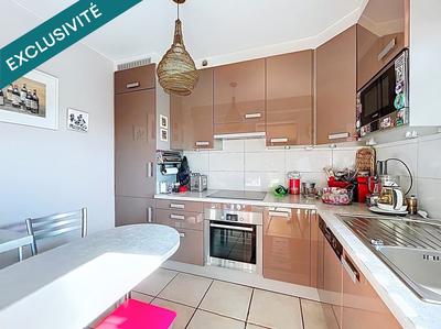 Appartement - 110 m² - 4 pièces