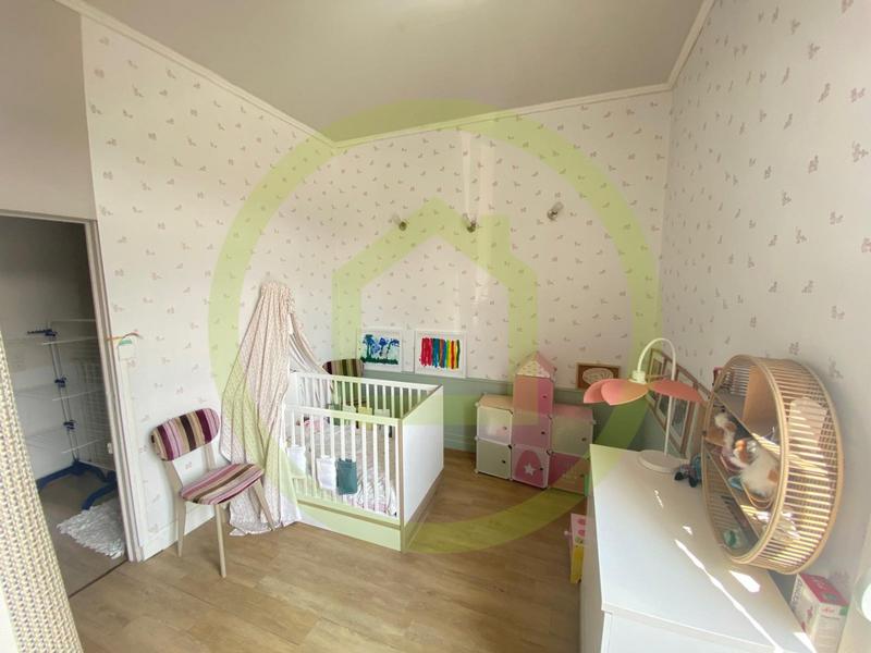 Maison - 91 m² - 5 pièces