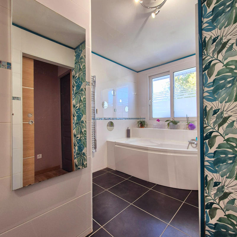 Maison - 115 m² - 6 pièces