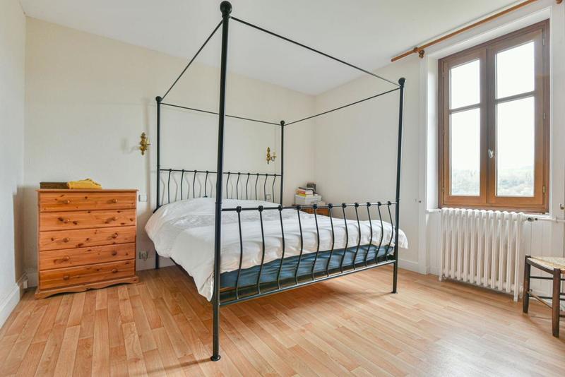 Maison - 182 m² - 8 pièces