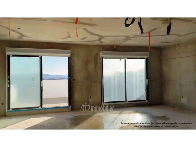 Appartement - 83 m² - 4 pièces