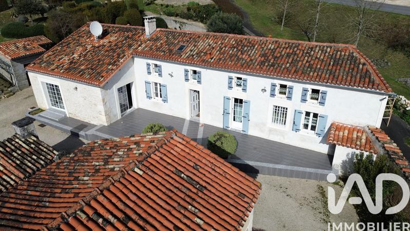 Maison - 160 m² - 6 pièces