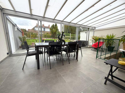 Maison - 102 m² - 5 pièces