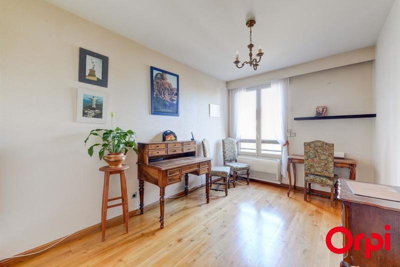 Appartement - 107 m² - 4 pièces