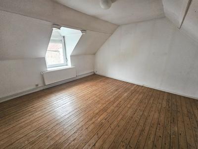 Maison - 98 m² - 5 pièces