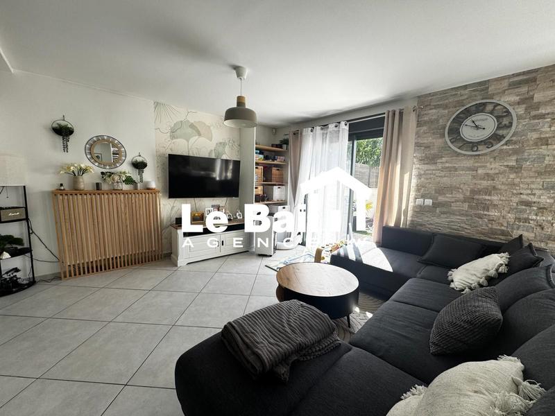 Maison - 102 m² - 5 pièces