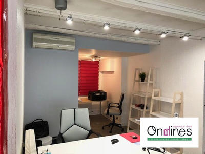 Local commercial - 120 m² - 3 pièces