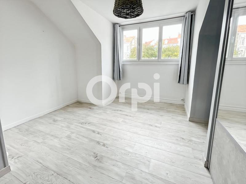 Maison - 88 m² - 4 pièces