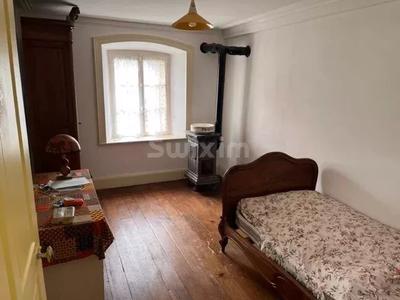 Propriété - 255 m² - 12 pièces