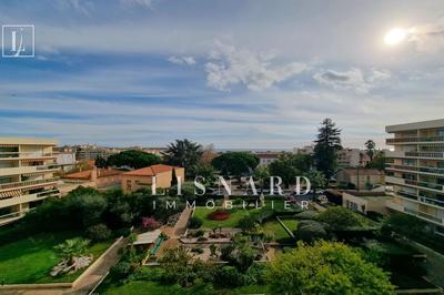 Appartement - 107 m² - 4 pièces