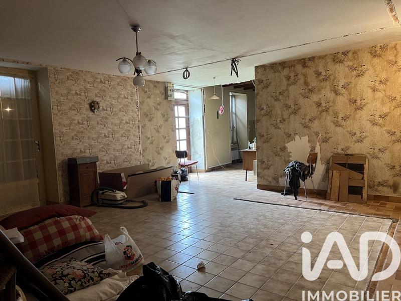 Maison - 410 m² - 8 pièces