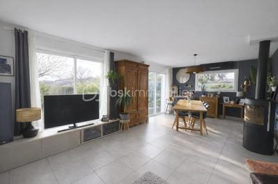 Maison traditionnelle - 97 m² - 5 pièces