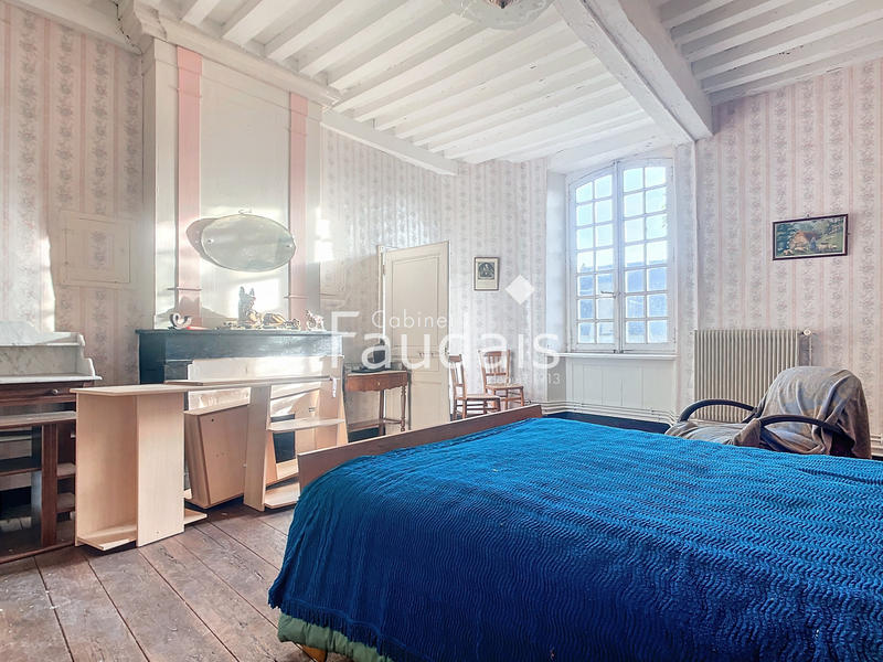 Propriété - 300 m² - 6 pièces