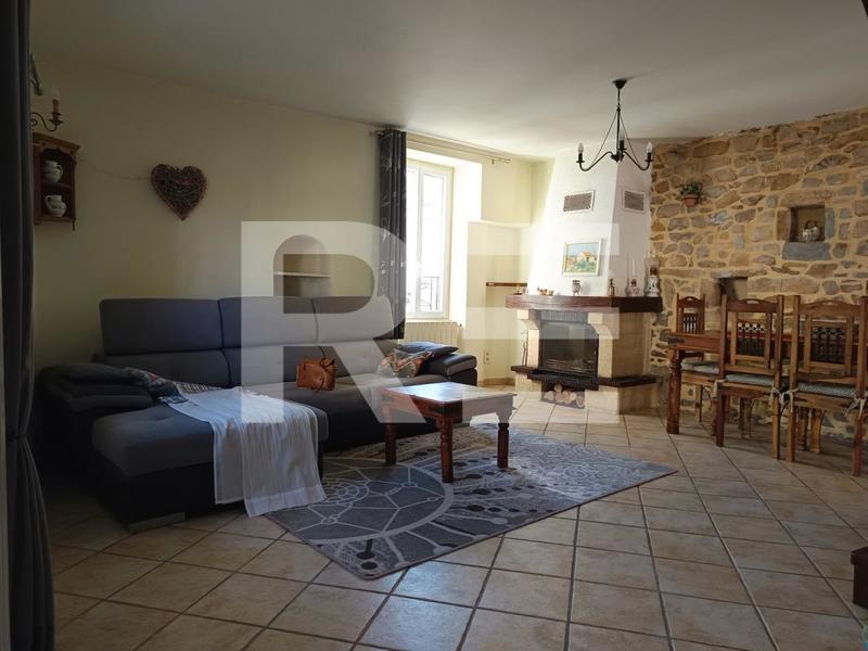 Maison de village - 80 m² - 3 pièces