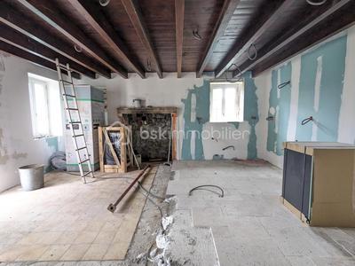 Maison en pierre - 105 m² - 3 pièces