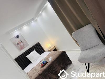 Chambre - 20 m² - 1 pièce