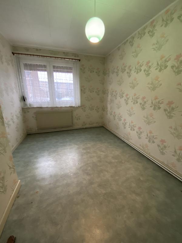 Maison traditionnelle - 94 m² - 5 pièces