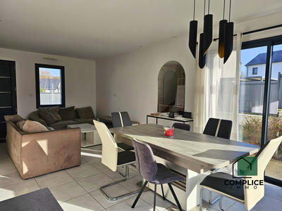 Maison contemporaine - 101 m² - 5 pièces