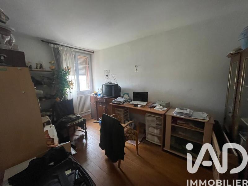 Appartement - 81 m² - 5 pièces