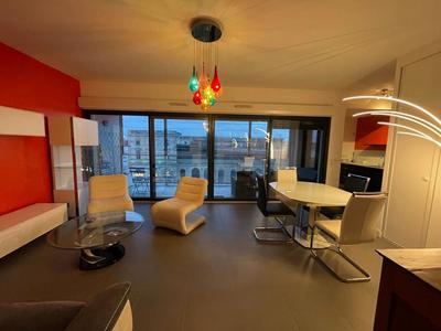 Appartement - 91 m² - 4 pièces