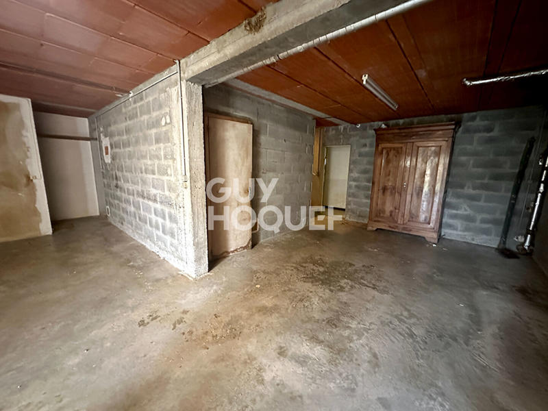 Maison - 171 m² - 9 pièces