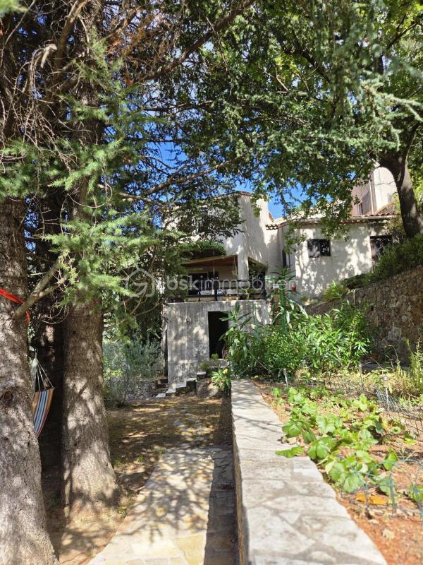 Maison d'architecte - 130 m² - 6 pièces