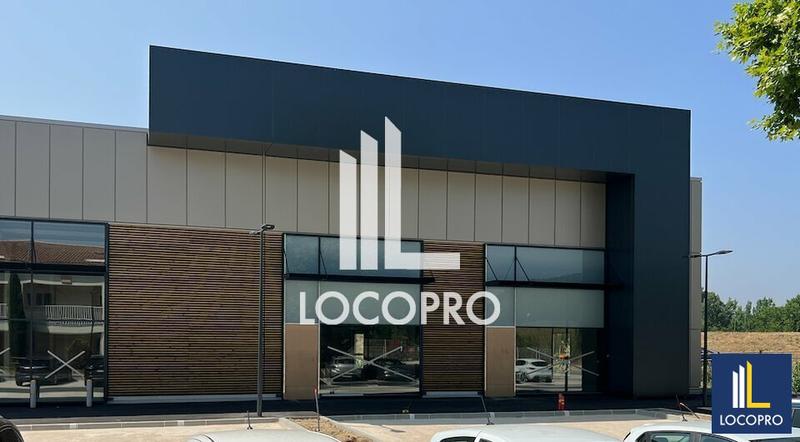 Local commercial - 310 m²