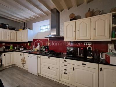 Maison - 96 m² - 3 pièces