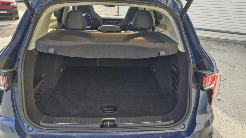 Lynk &amp; Co 01 1.5 Phev 261 Ch Dcth7