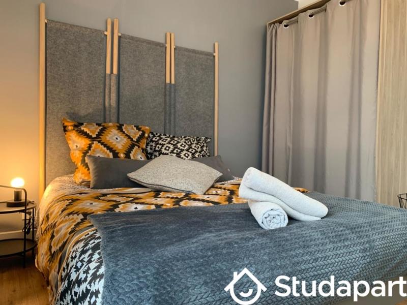 Chambre - 12 m² - 1 pièce