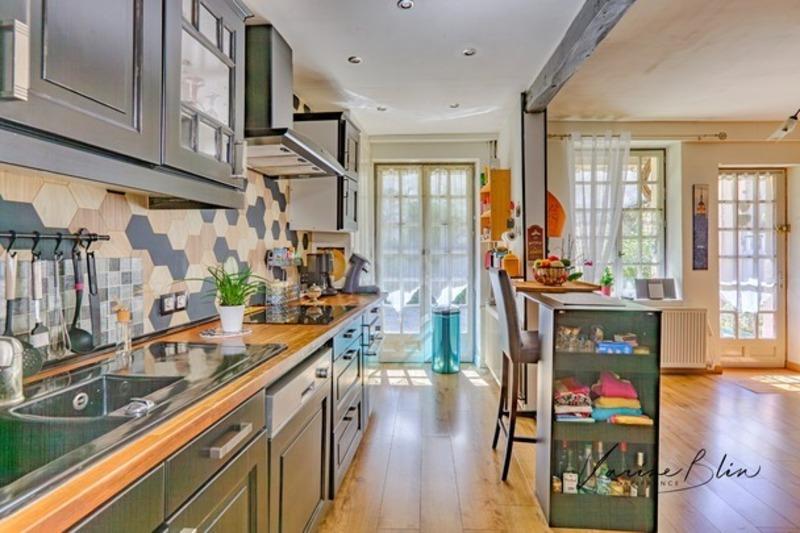 Maison - 126 m² - 10 pièces