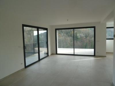 Maison - 139 m² - 5 pièces