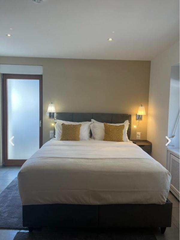 Local commercial - 1 100 m²