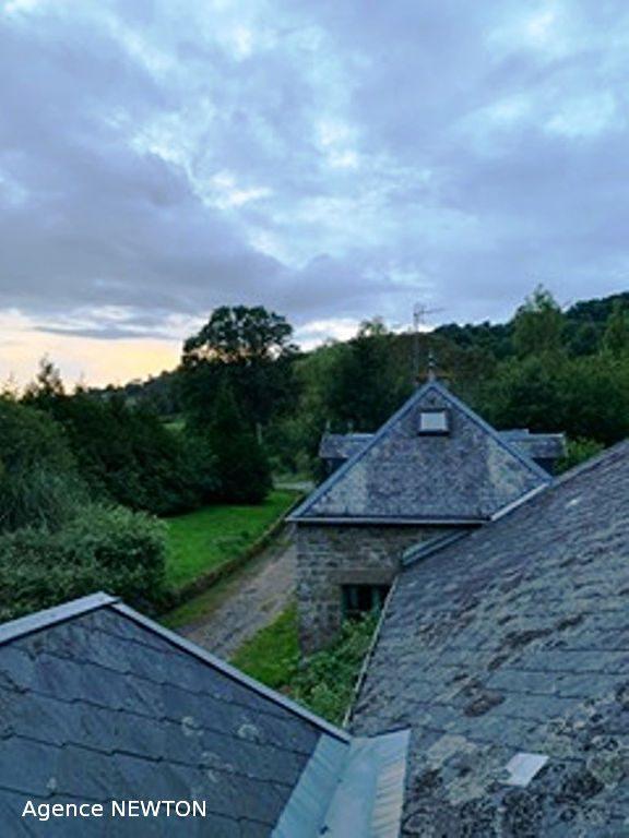 Maison - 336 m² - 15 pièces