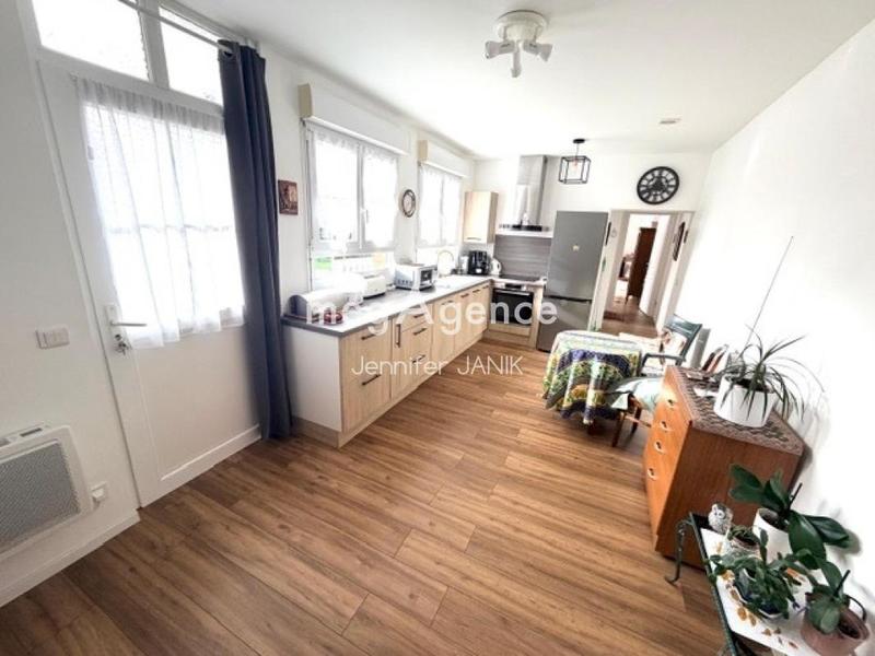 Maison - 85 m² - 3 pièces