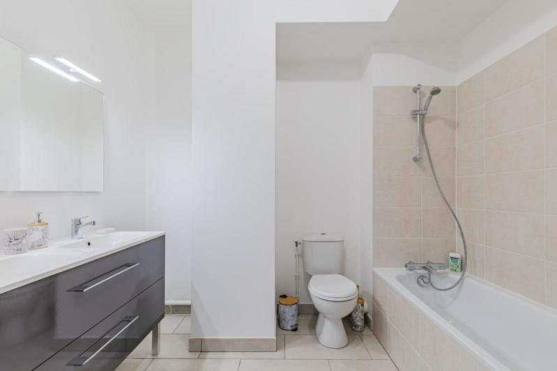 Chambre - 13 m² - 1 pièce