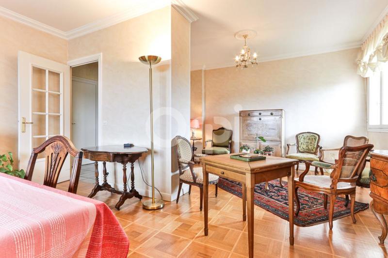 Appartement - 153 m² - 6 pièces