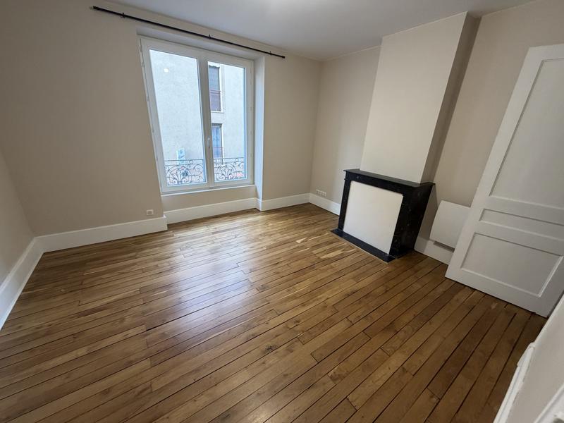 Appartement - 75 m² - 3 pièces