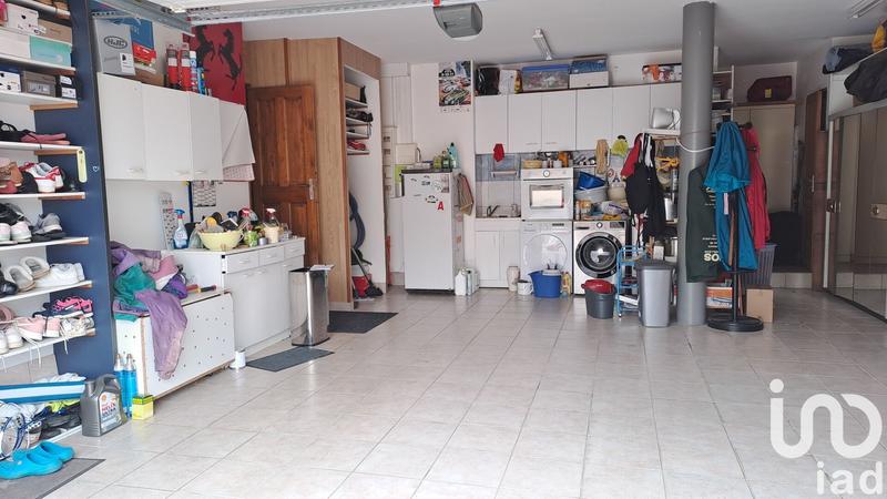 Maison - 182 m² - 8 pièces