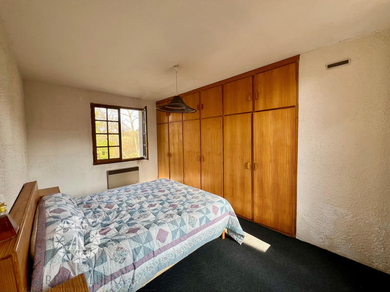 Villa - 100 m² - 5 pièces