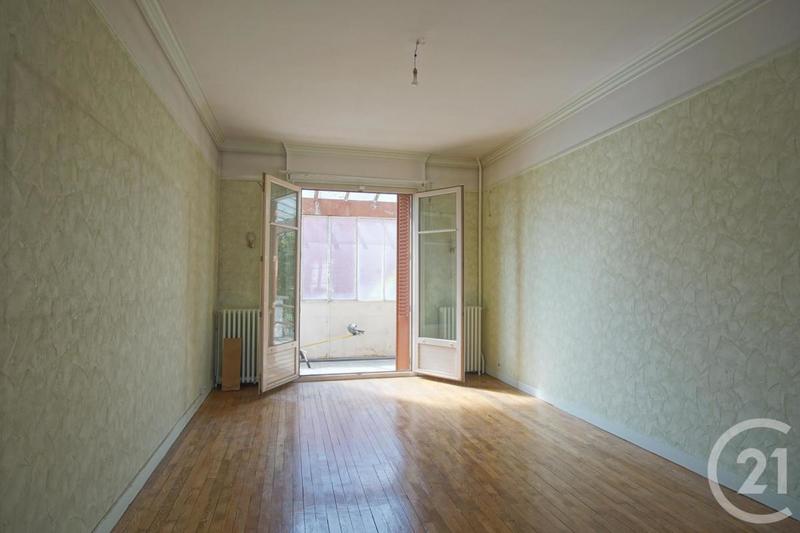 Pavillon - 150 m² - 7 pièces