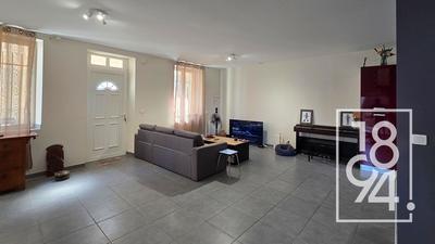 Maison de village - 85 m² - 4 pièces