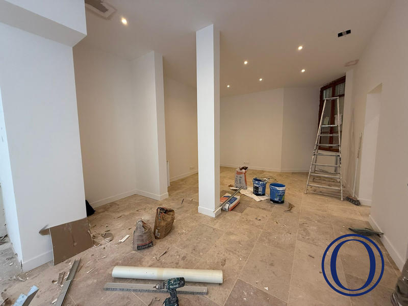 Local commercial - 77 m²