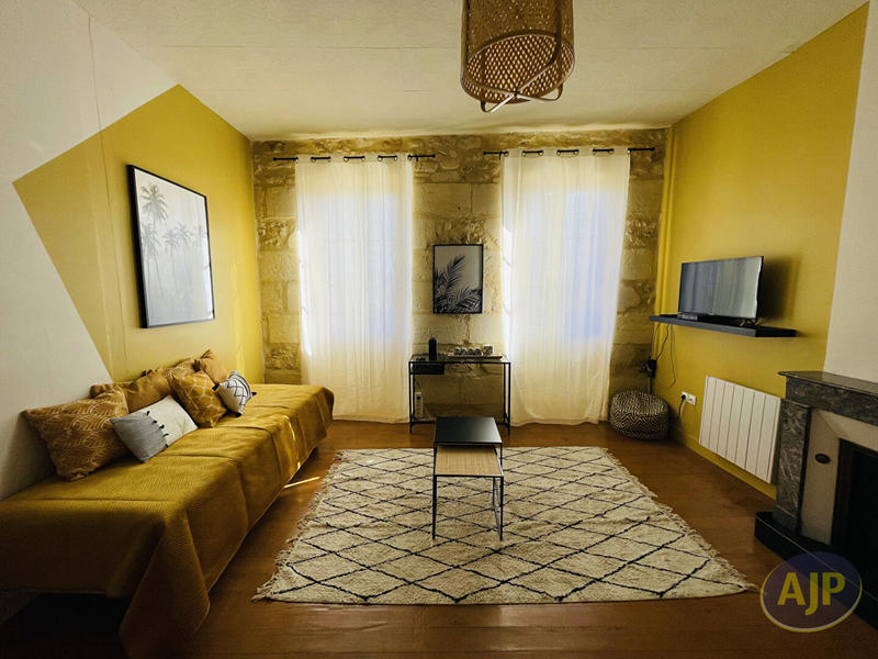 Maison bourgeoise - 323 m² - 12 pièces