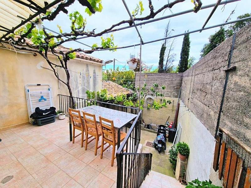 Maison - 190 m² - 9 pièces