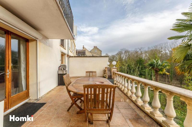 Maison - 180 m² - 6 pièces