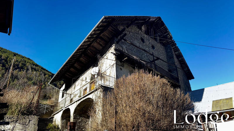 Maison - 350 m² - 10 pièces