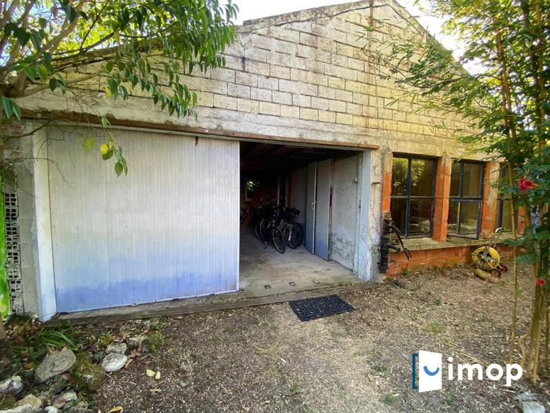 Maison - 209 m² - 7 pièces