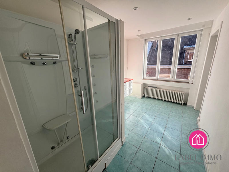 Maison - 220 m² - 9 pièces