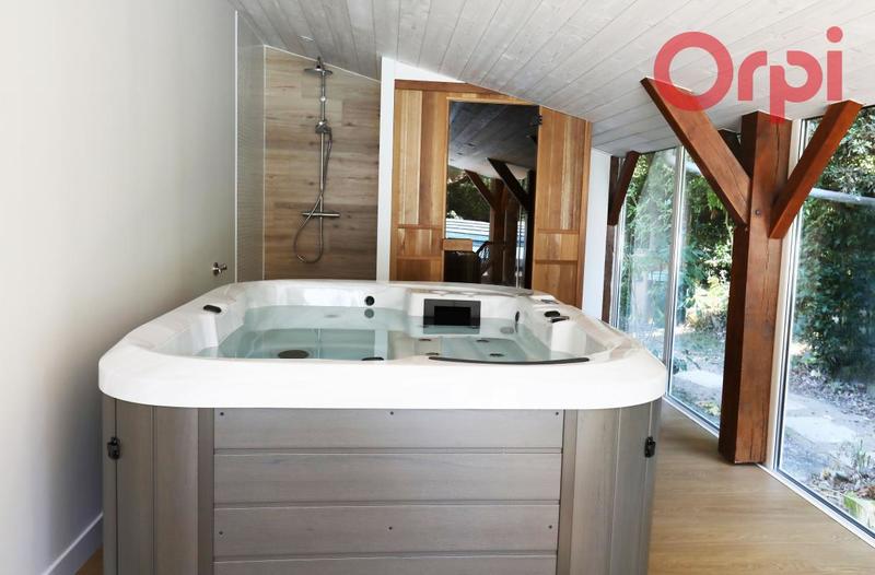 Villa - 188 m² - 5 pièces